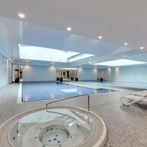  Apartment Waterlane Riverside Spa, Pool & Gym By Downtown