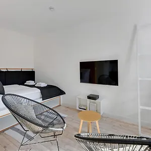  Apartment Szeroka Boutique By Downtown