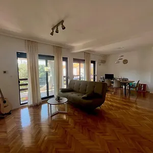 Goldy Apartament Biograd Na Moru